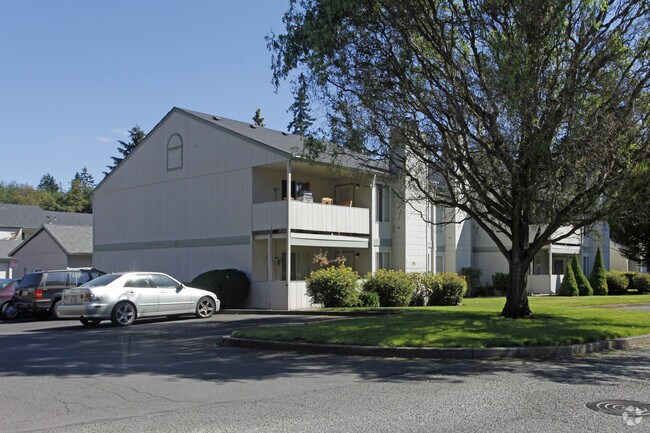 Primary Photo - Water's Edge Apartments