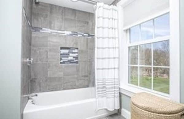 Building Photo - 82 Mill St