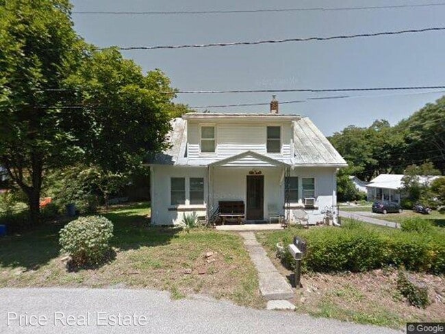 Primary Photo - 3 br, 2 bath House - 403 Jackson Street
