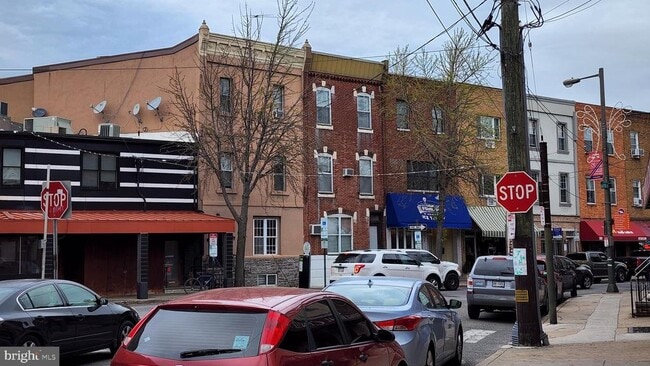 Building Photo - 1325 McKean St
