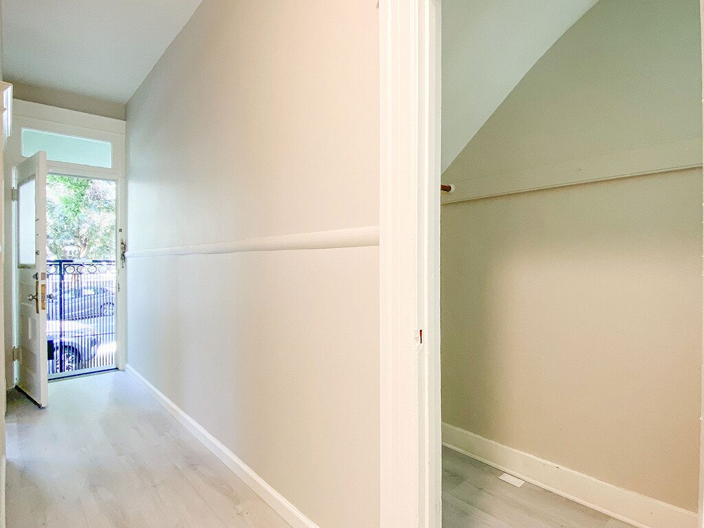 Building Photo - 527 Union St