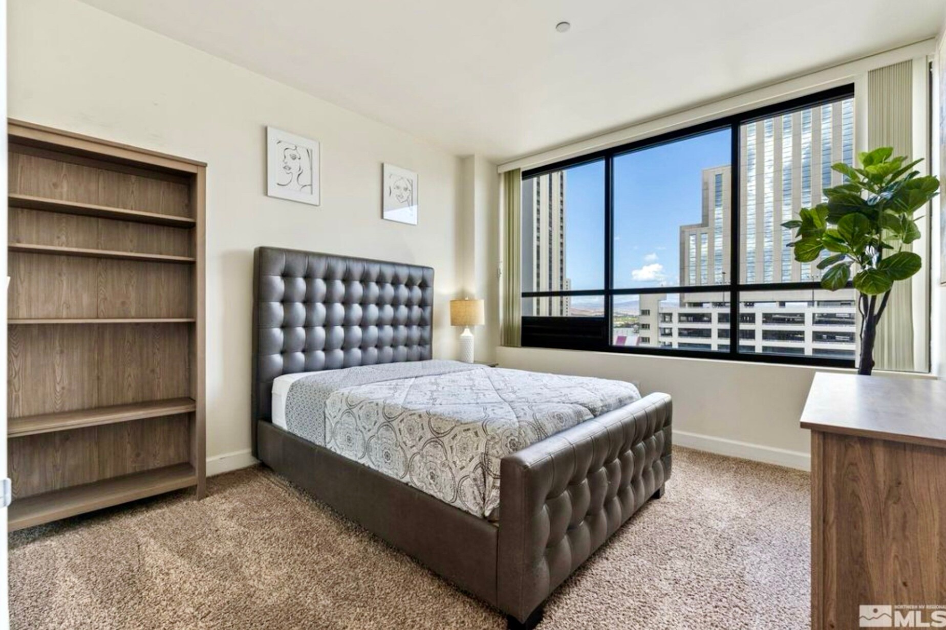 Building Photo - 450 N Arlington Ave