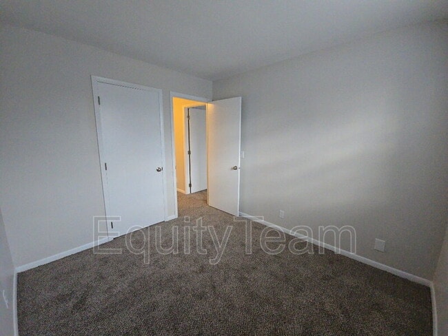 Building Photo - 9196 Gila Dr