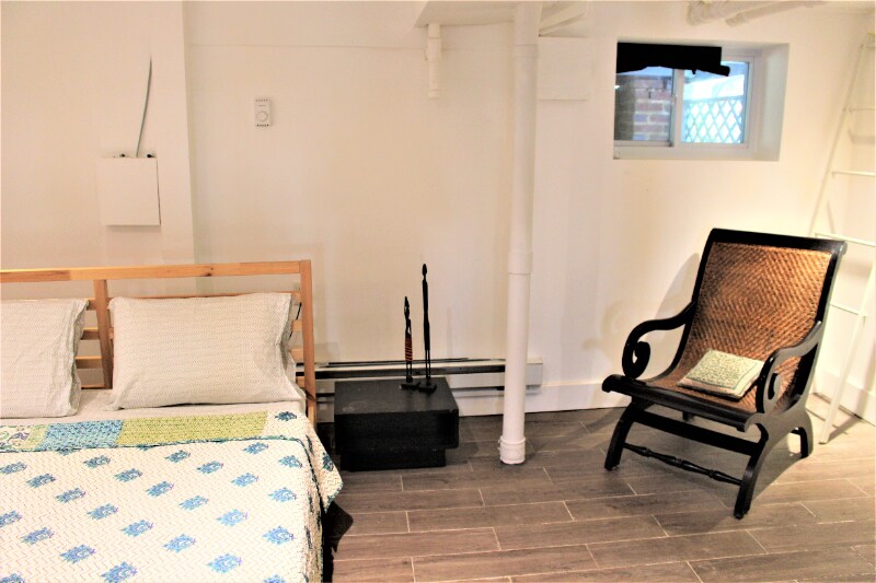 Building Photo - 1318 Corbin Pl NE