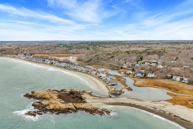 Building Photo - 3 Sandpiper Ln