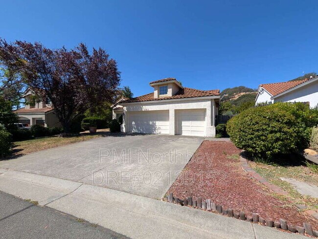 Building Photo - 3275 Formby Ln
