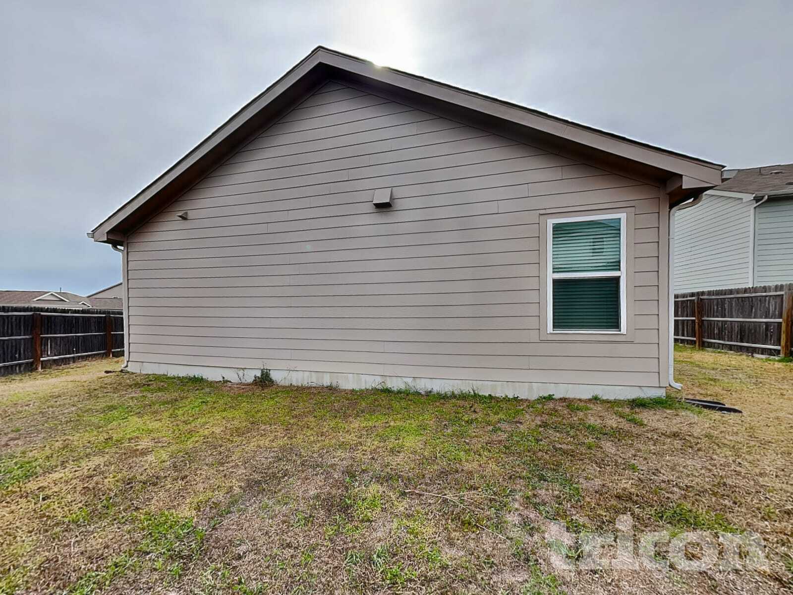 Building Photo - 8525 Amistad Cove