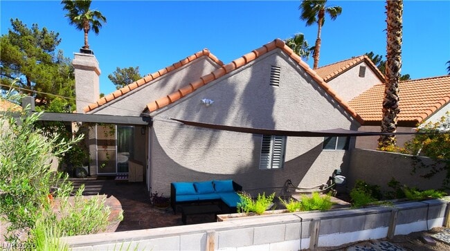 Building Photo - 267 Westwind Rd