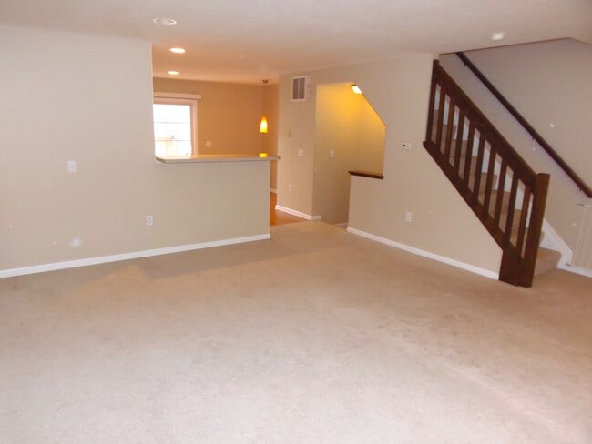 Building Photo - Two Bedroom Dublin Condo Rental at Hayden ...