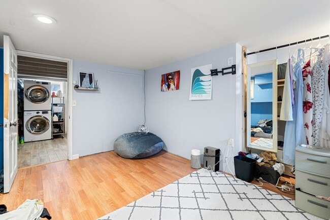 Building Photo - 12 Pomeroy St