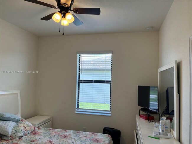 Building Photo - 14631 Monrovia Ln