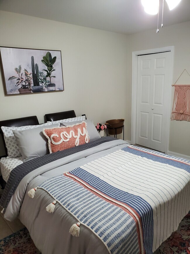 Building Photo - 2500 Houma Blvd