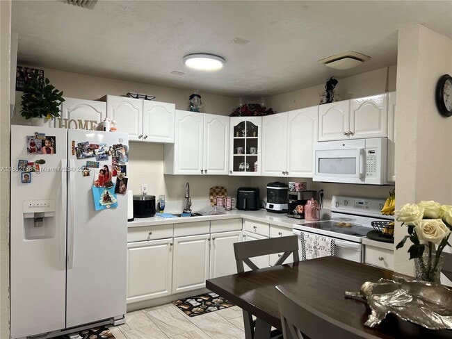 Building Photo - 5045 NW 186th St