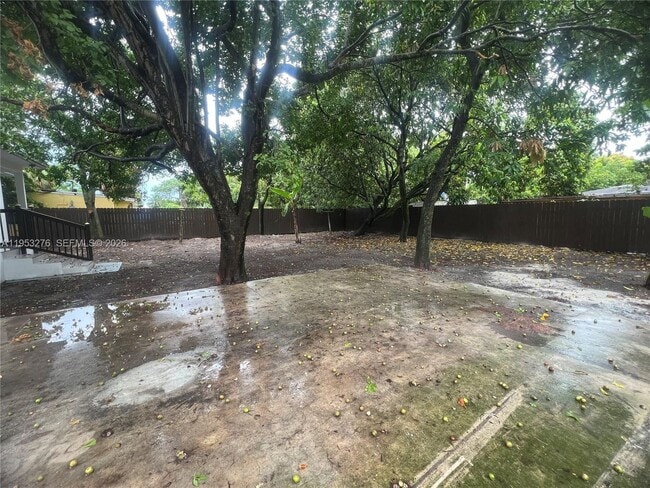 Building Photo - 13380 NW 32nd Ave