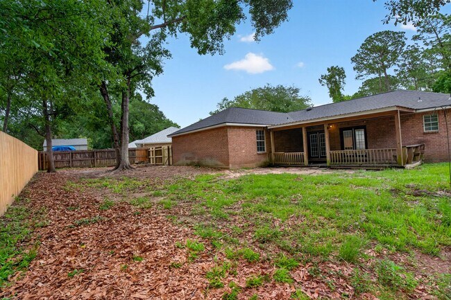 Building Photo - Beautiful Diamondhead Home