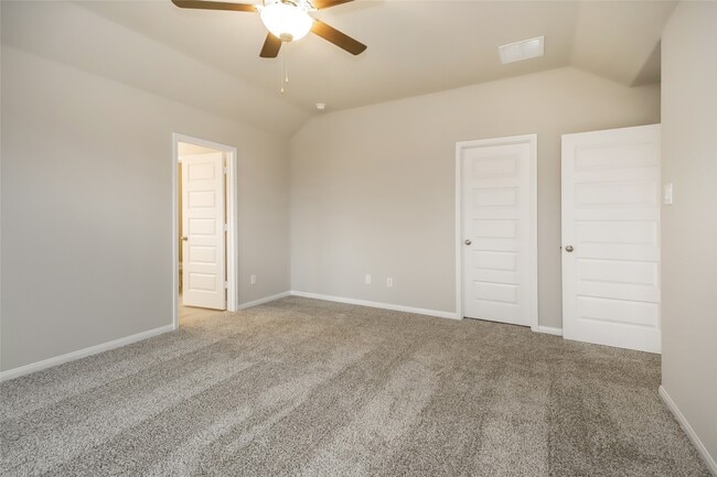 Building Photo - 610 Ellwood Terrace Ln