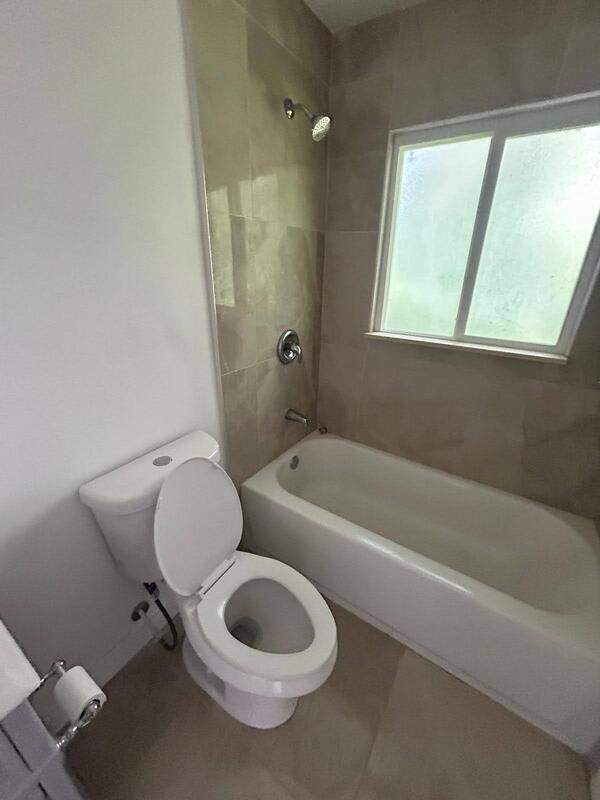 Building Photo - 2115 Mara Ct