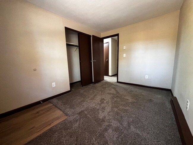 Building Photo - Peaceful West Milton Apartment Living – Sc...