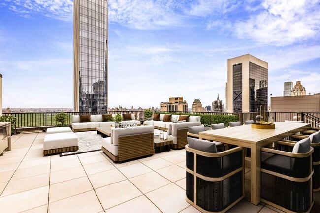 Building Photo - 111 W 56th St