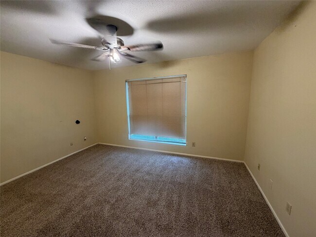 Building Photo - 14777 Wunderlich Dr
