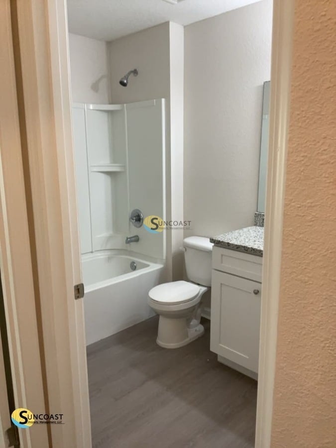 Building Photo - 8478 Seville Ave