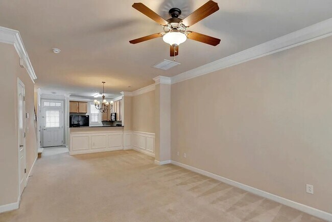 Building Photo - 804 Rue Dr