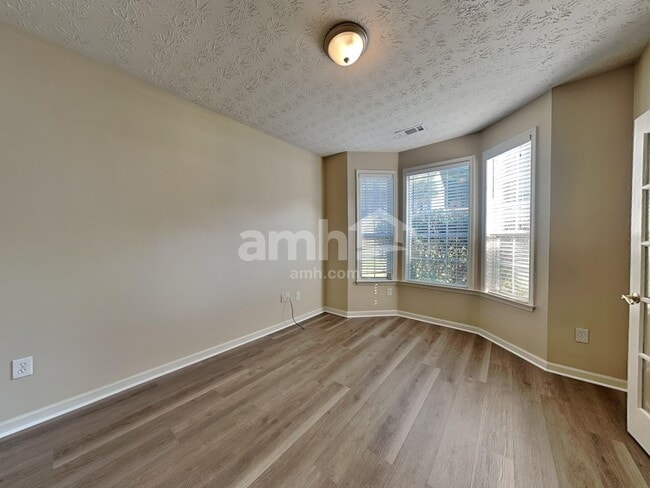 Building Photo - 5390 Spotted Fawn Ct