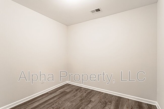 Building Photo - 320 Trail Branch Ct.