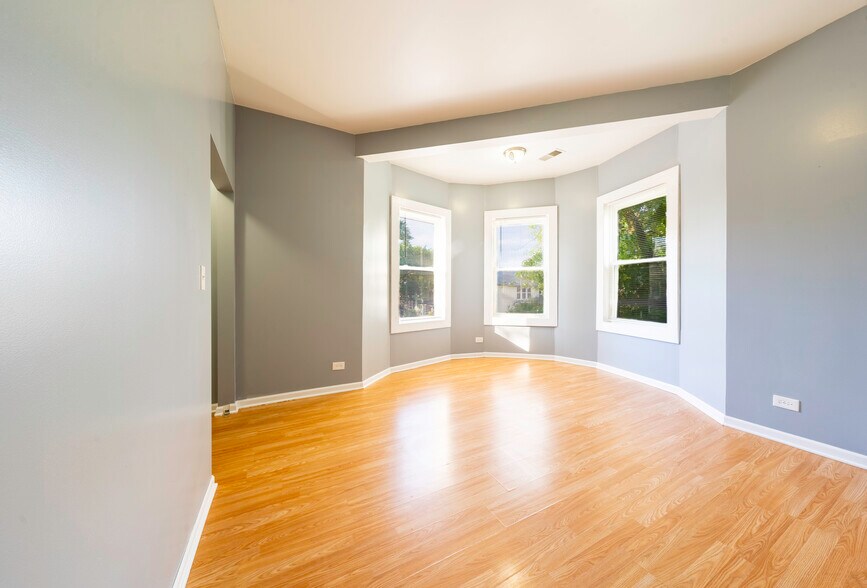 Building Photo - 3101 W 38th St