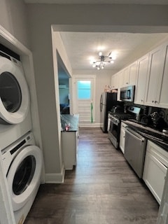 Kitchen/Laundry - 10 1/2 E Main St
