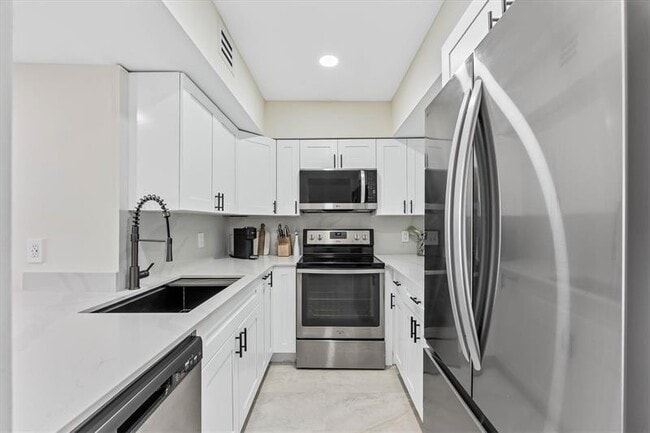 Building Photo - 1200 West Ave