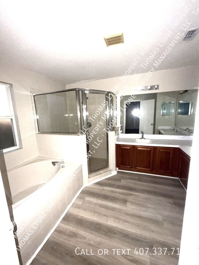 Building Photo - 620 Elbridge Dr