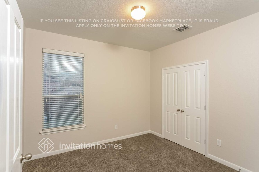 Building Photo - 4807 Barboli St