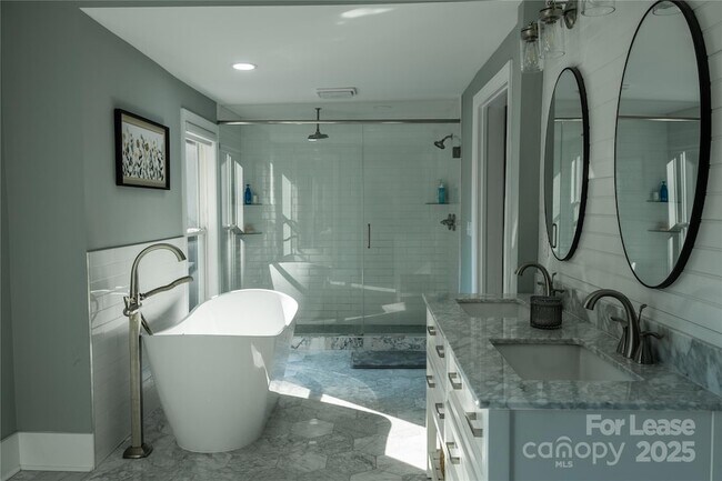 Building Photo - 311 S Academy St