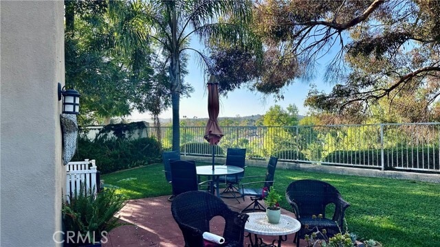 Building Photo - 7 Dunn St