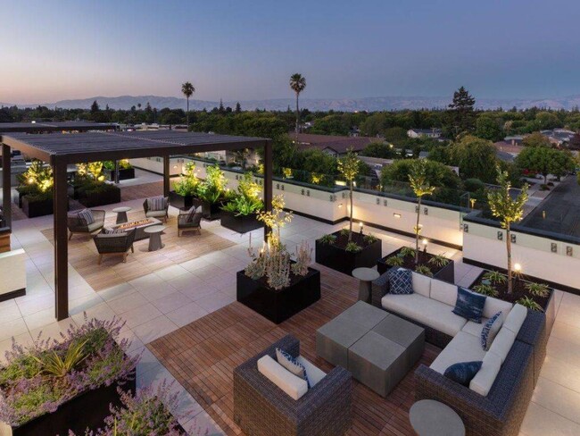 Building Photo - Santana Terrace