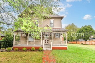 Building Photo - 1332A N College Ave