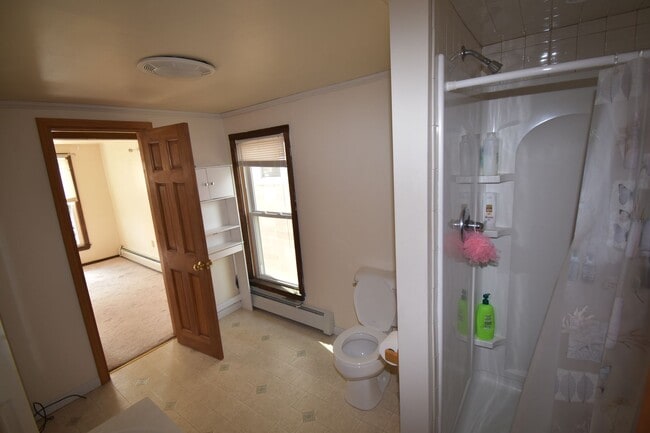 Building Photo - Two Bedroom Home with Carport, Laundry & more!