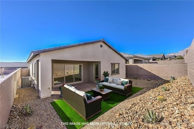 Building Photo - 11836 Star Grass Ave