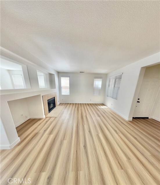 Building Photo - 6847 Cosmos St