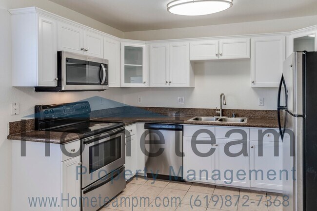 Building Photo - 2 BR/ 2 BA 920 SQFT Clairemont Mesa/ San Diego Condo