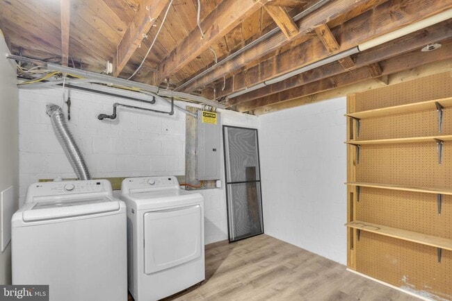 Building Photo - 46 Ancell St