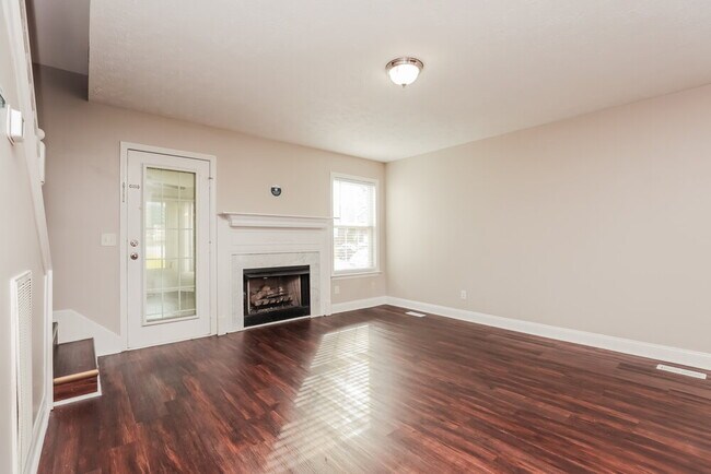 Building Photo - 693 Almondwood Pl