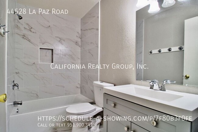 Building Photo - 44528 La Paz Rd