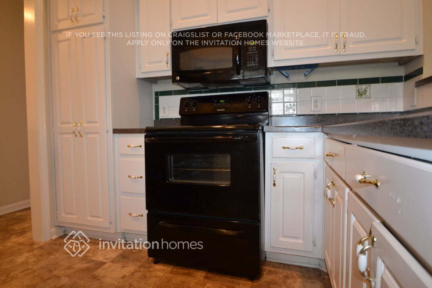 Building Photo - 404 Old Ivy Path