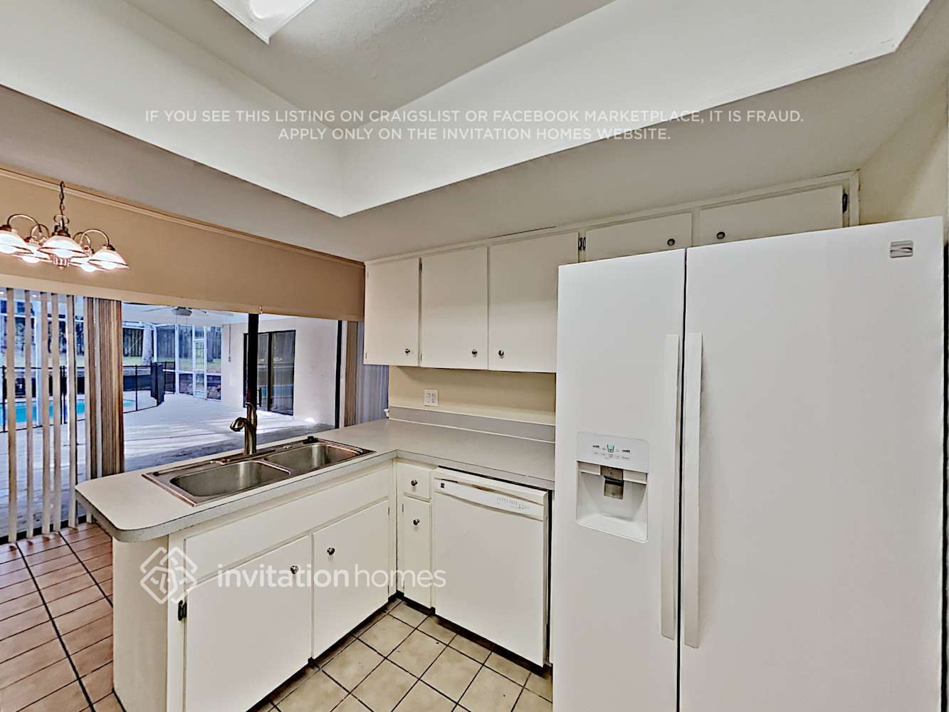 Building Photo - 216 Thistlewood Cir