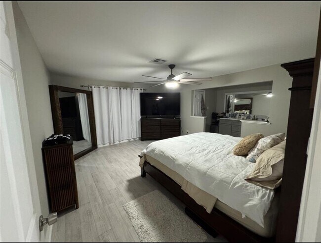 Building Photo - 5507 Arncliffe Dr