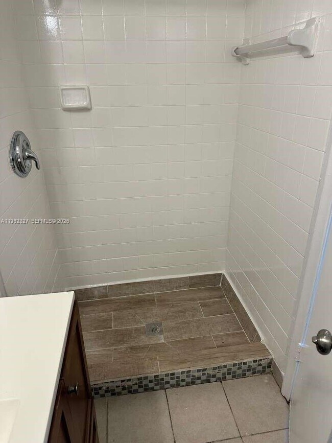 Building Photo - 144 NW 91st Ave