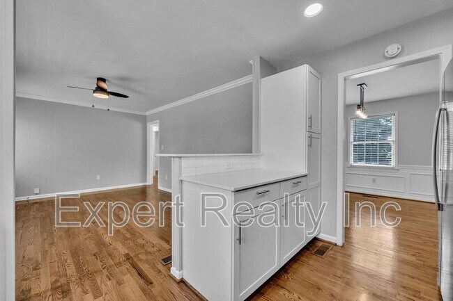 Building Photo - 1064 Caribbean Cir