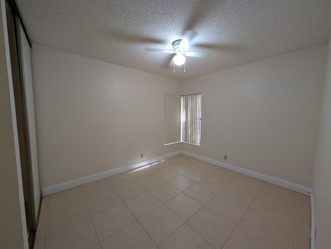 Building Photo - 3830 Coral Tree Cir